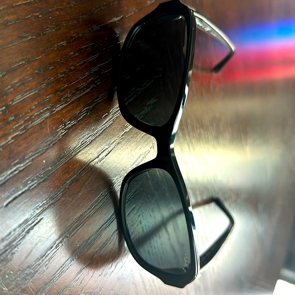 Vogue black sunglasses